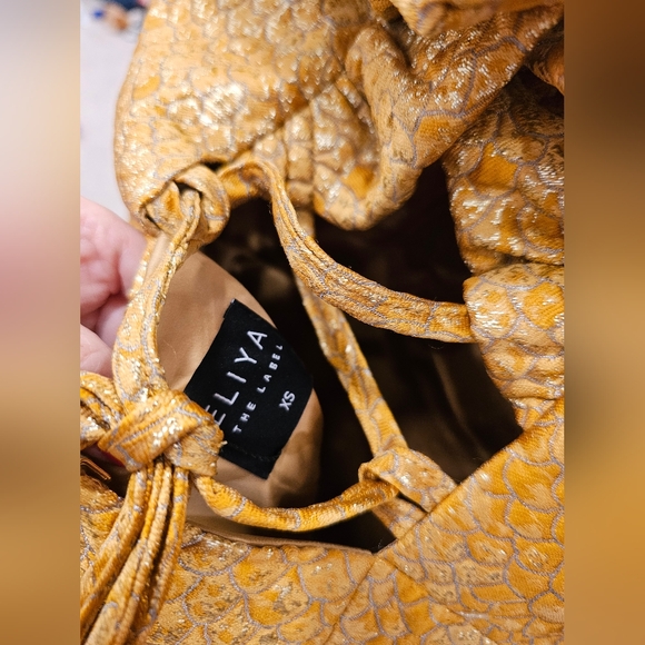 Eliya The Label Felicity Dress - Picture 7 of 7